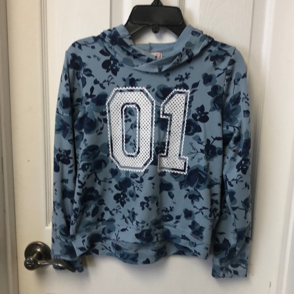 Adorable Girls sweatshirt, like new, so cute